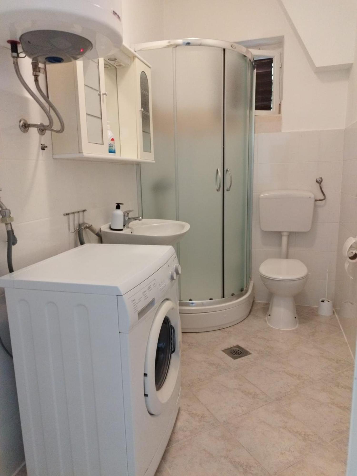 Nela Apartament *